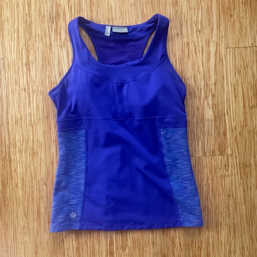Athleta blue tank with back pockets
